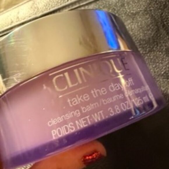 Clinque Take The Day Off Cleansing Balm 3.8 oz /125ml - Picture 4 of 5